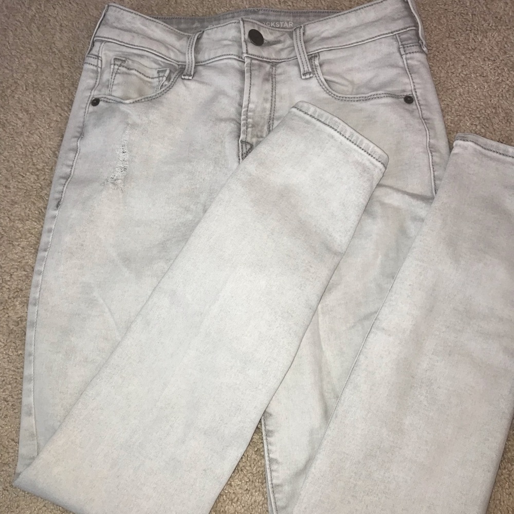 light grey old navy skinny jeans
